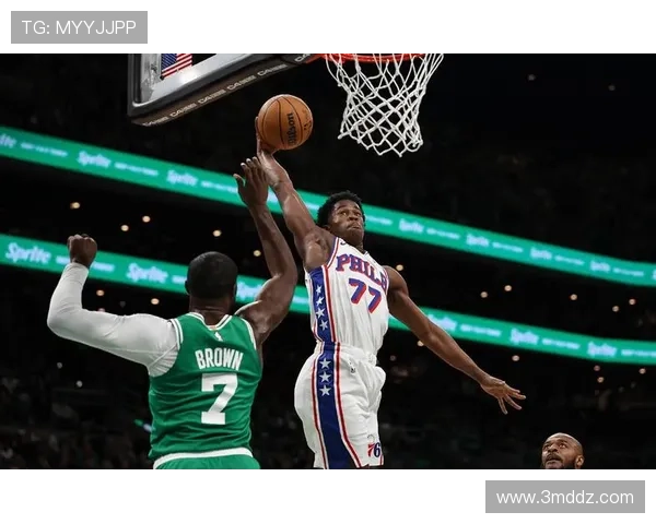 埃奇库姆称赞詹姆斯希望能效仿其职业生涯长达20年